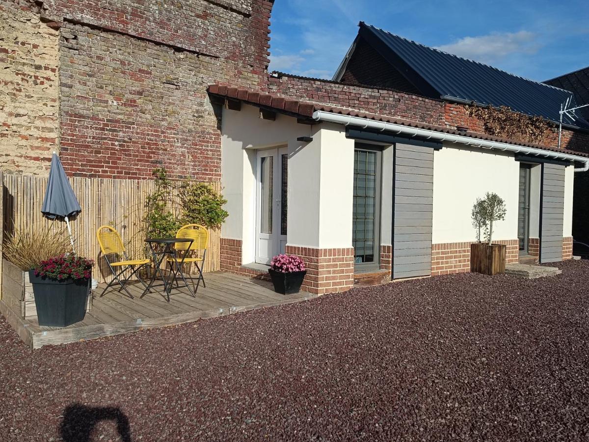 Le Cabanon Apartamento Meneslies Exterior foto